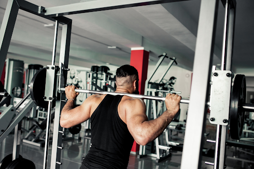 What Is a Smith Machine and How to Use It?